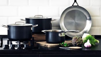 https://www.chefscomplements.co.nz/wp-content/uploads/2019/09/PHA-LE-CREUSET-350x198.jpg