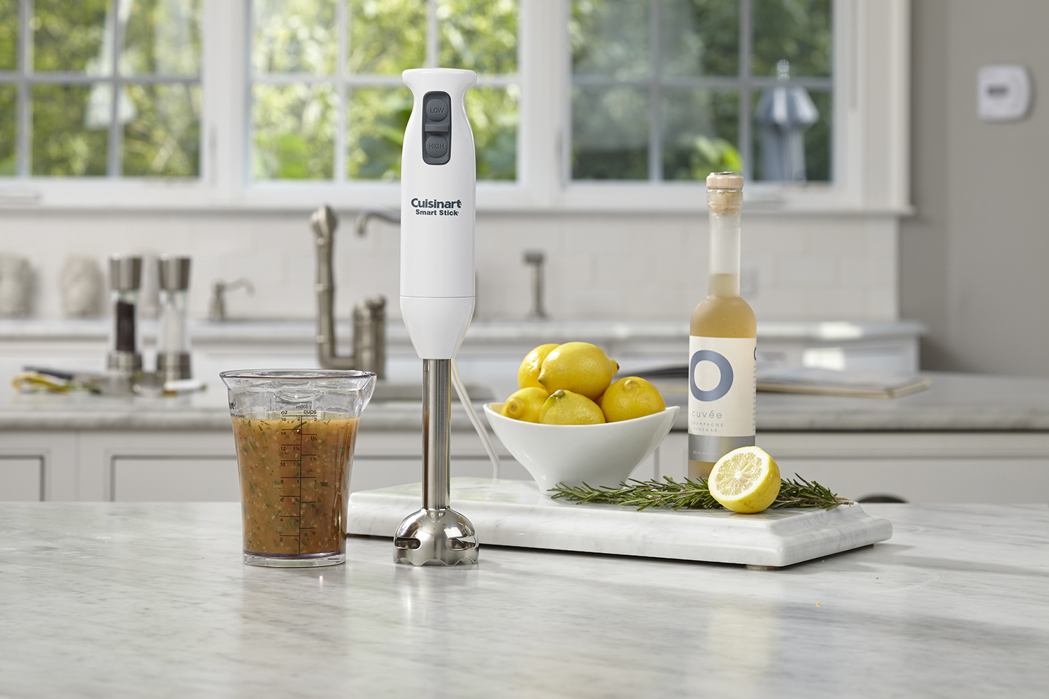  Cuisinart CSB-75 Smart Stick 2-Speed Immersion Hand Blender,  White: Electric Hand Blenders: Home & Kitchen