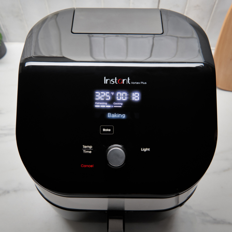 https://www.chefscomplements.co.nz/wp-content/uploads/2022/03/Vortex-Air-Fryer-Clearcook-5.7L-3-768x768.png