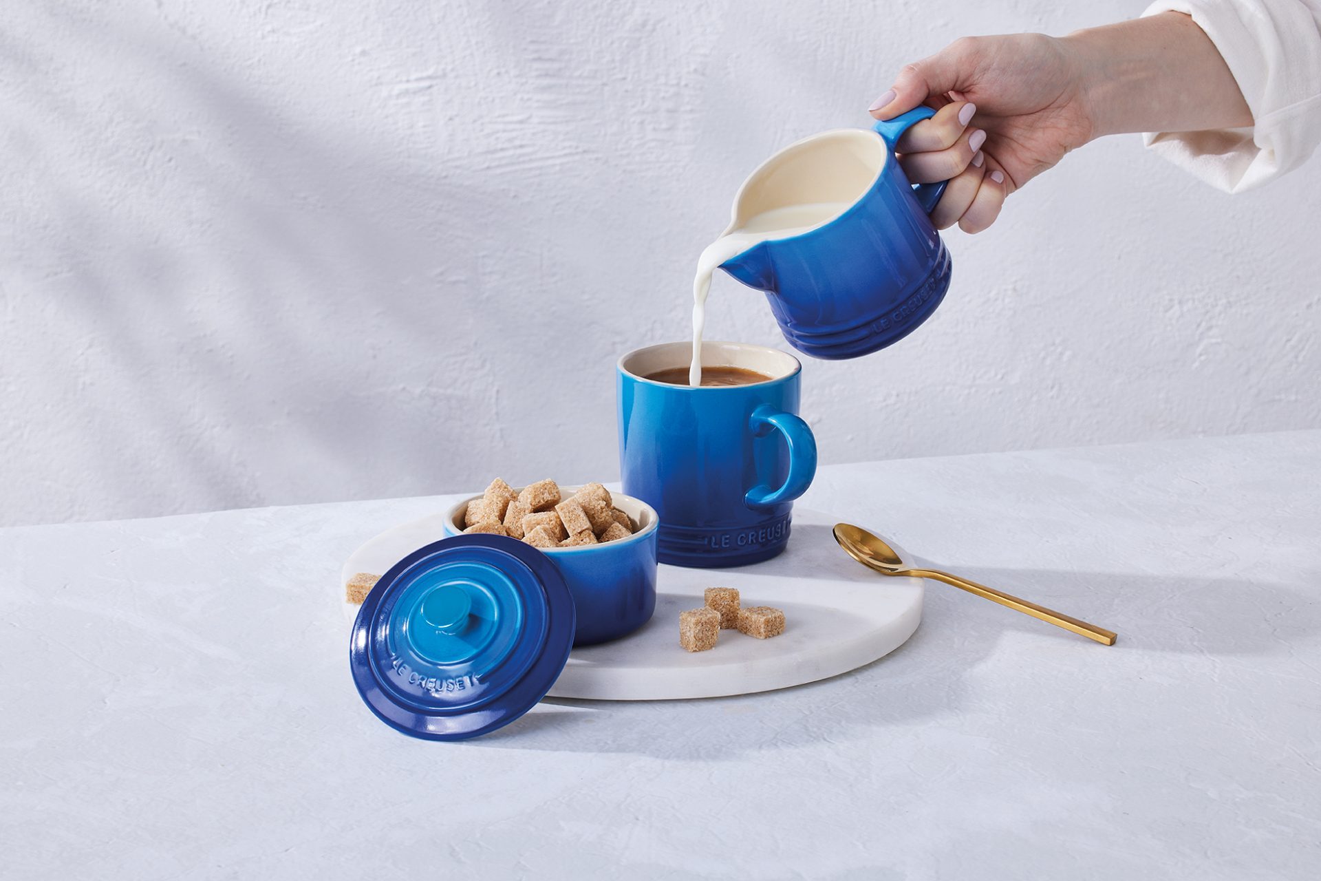 Le creuset tea sales coffee sugar set