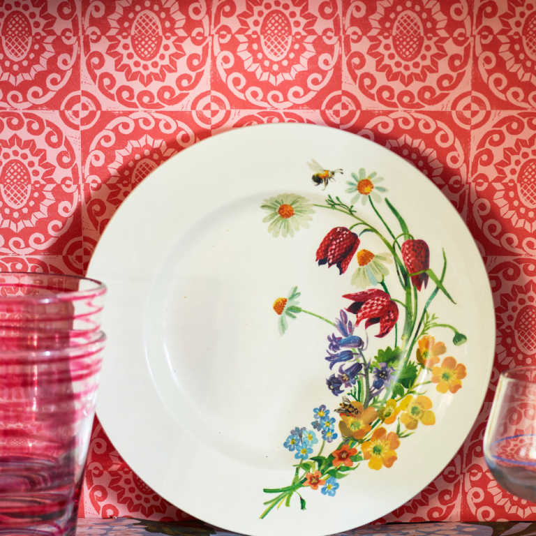 Wild Flowers large plate LS