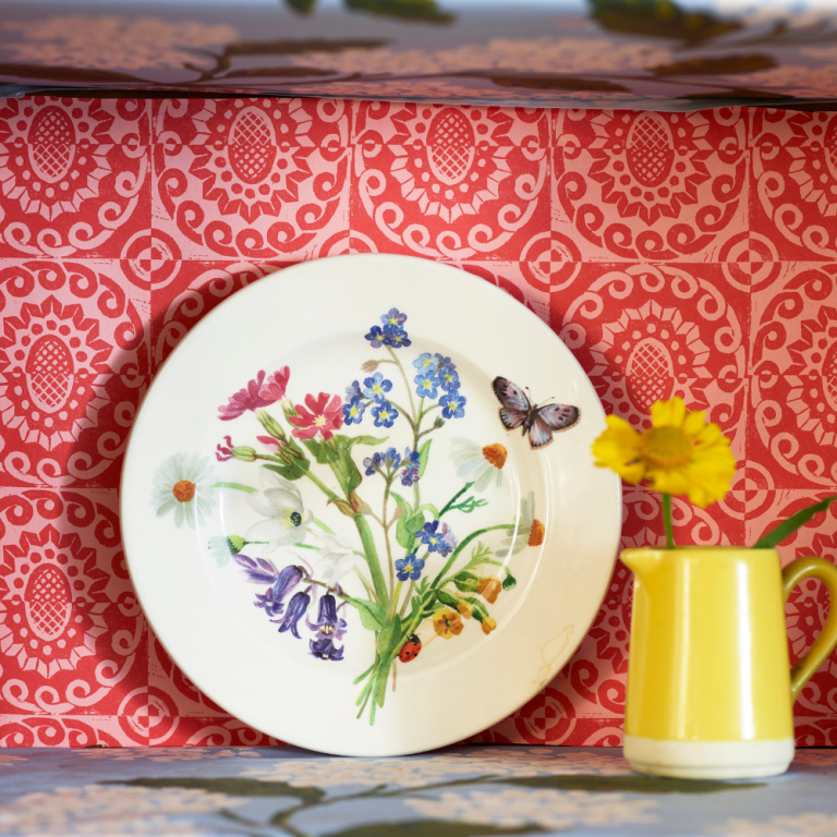 Wild Flowers small plate LS