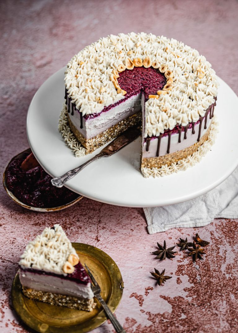 Berry, Hazelnut & Star Anise Dream Cake (5)