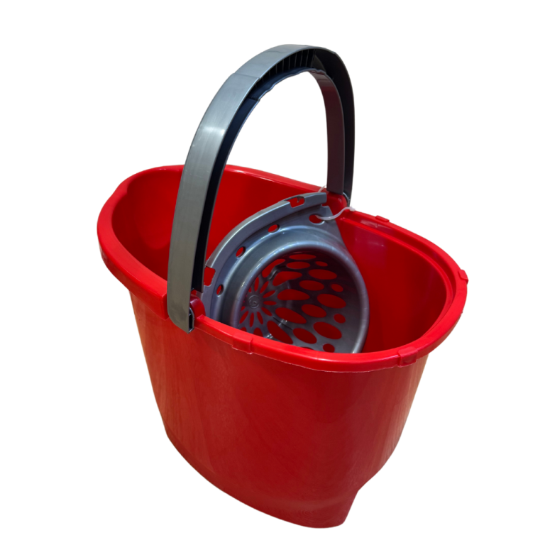 2053 raven wring a mop bucket (1)