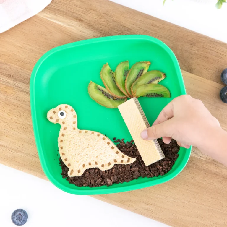 lunch punch cut and crimp dinosaur LS (2)